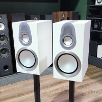 Monitor Audio Gold 100 (6G) Bookshelf Speakers - Satin White (Pair) - Ex-Display