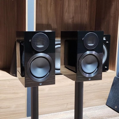 Monitor Audio Gold 50 (6G) Bookshelf Speakers - Gloss Black (Pair) - Ex-Display