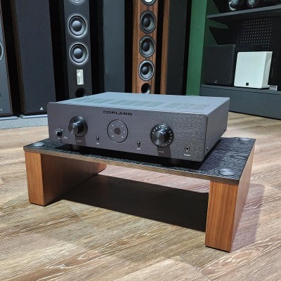 Copland CSA100 Hybrid Integrated Amplifier - Black - Ex-Display