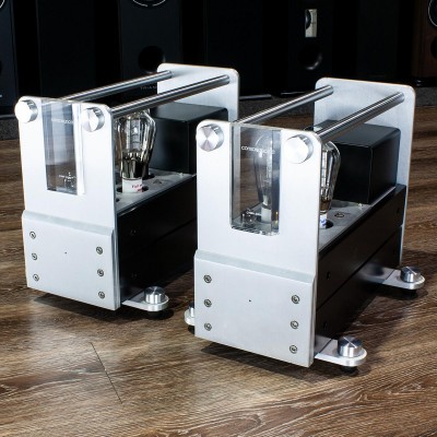 Opera Consonance Cyber-300BD Mono Block Tube Power Amplifiers (Pair) - Trade-In