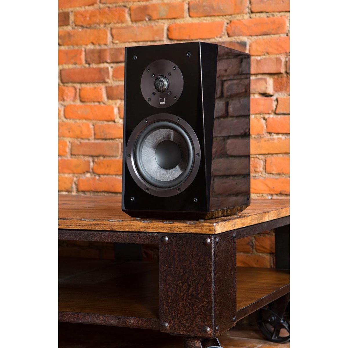 Svs Ultra Bookshelf Speakers Pair Space Hi Fi