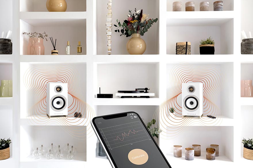Triangle Capella Active Bookshelf Speakers
