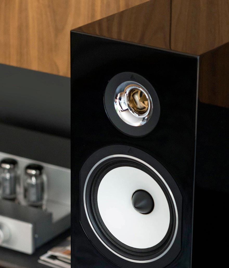 Triangle Esprit Titus Ez Bookshelf Speakers