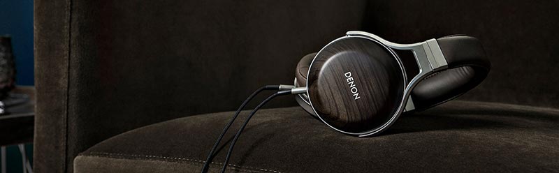 Denon AH-D5200 Over Ear Headphones