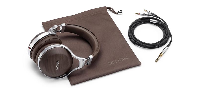 Denon AH-D5200 Over Ear Headphones