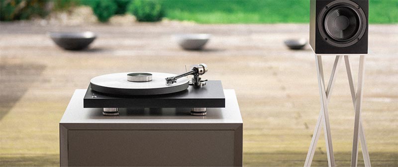 Pro-Ject Debut PRO Turntable